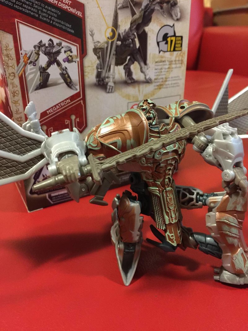 skullitron toy